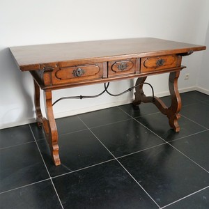 17th century style Spanish Walnut Table With 3 Drawers